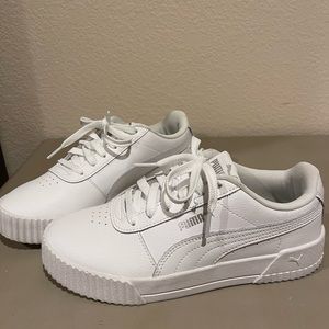 Puma sneakers size 7